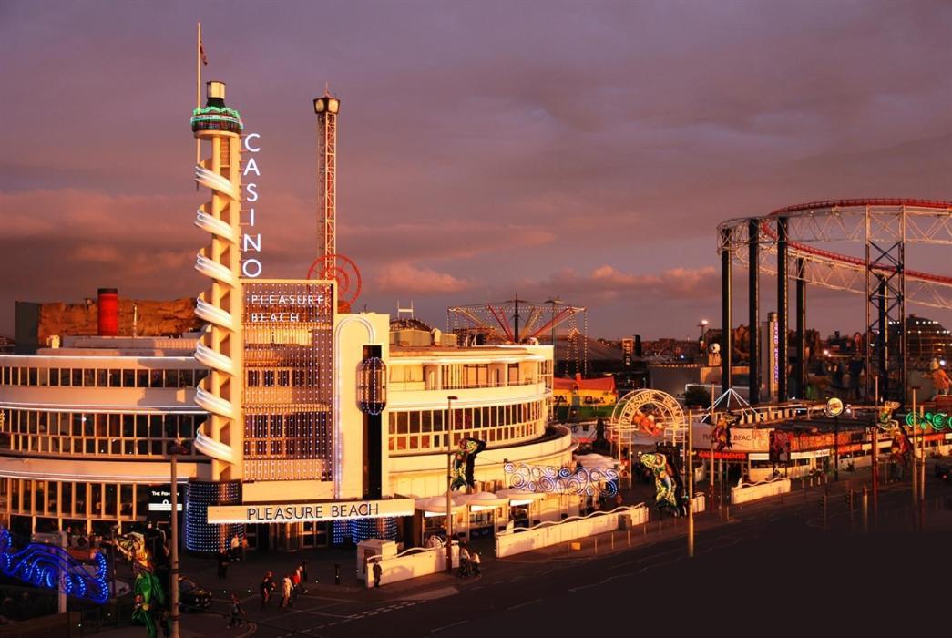 Blackpool Sleepover Apartment 1 Free Parking Sleeps 6 Zewnętrze zdjęcie
